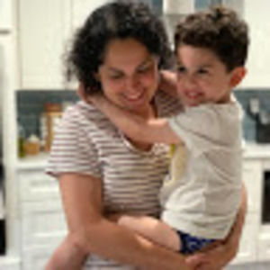 Meet your Posher, Mayra